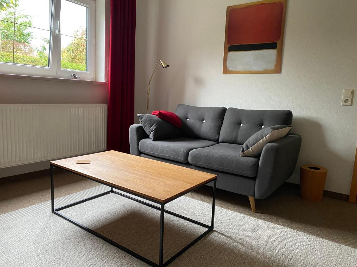 Appartement Am Weinberg ราเดอบอยล์ ภายนอก รูปภาพ